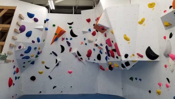 兵庫県のクライミング施設「ボルダリングジム Style（スタイル）」